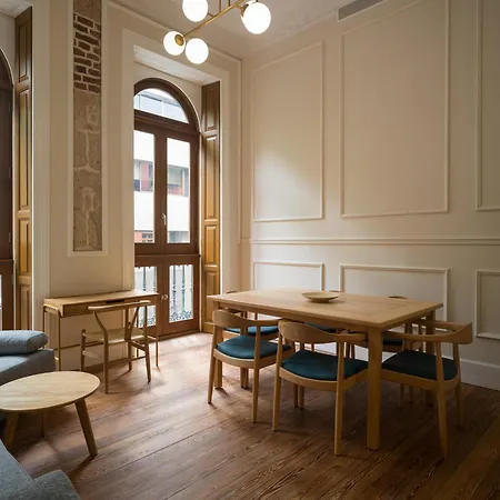 Lägenhetshotell Casa Mft 3*